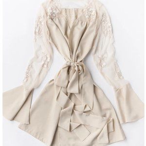 Silky Neutral & Lace Robe